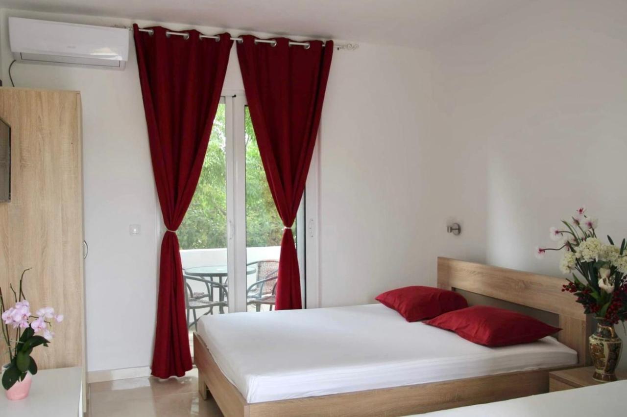 Mar Nero Apartments Bregvija Экстерьер фото