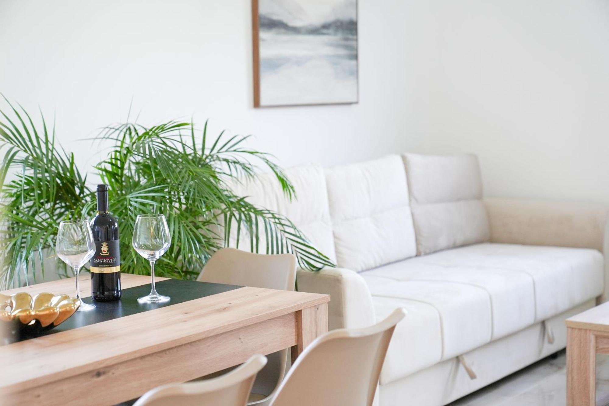 Mar Nero Apartments Bregvija Экстерьер фото