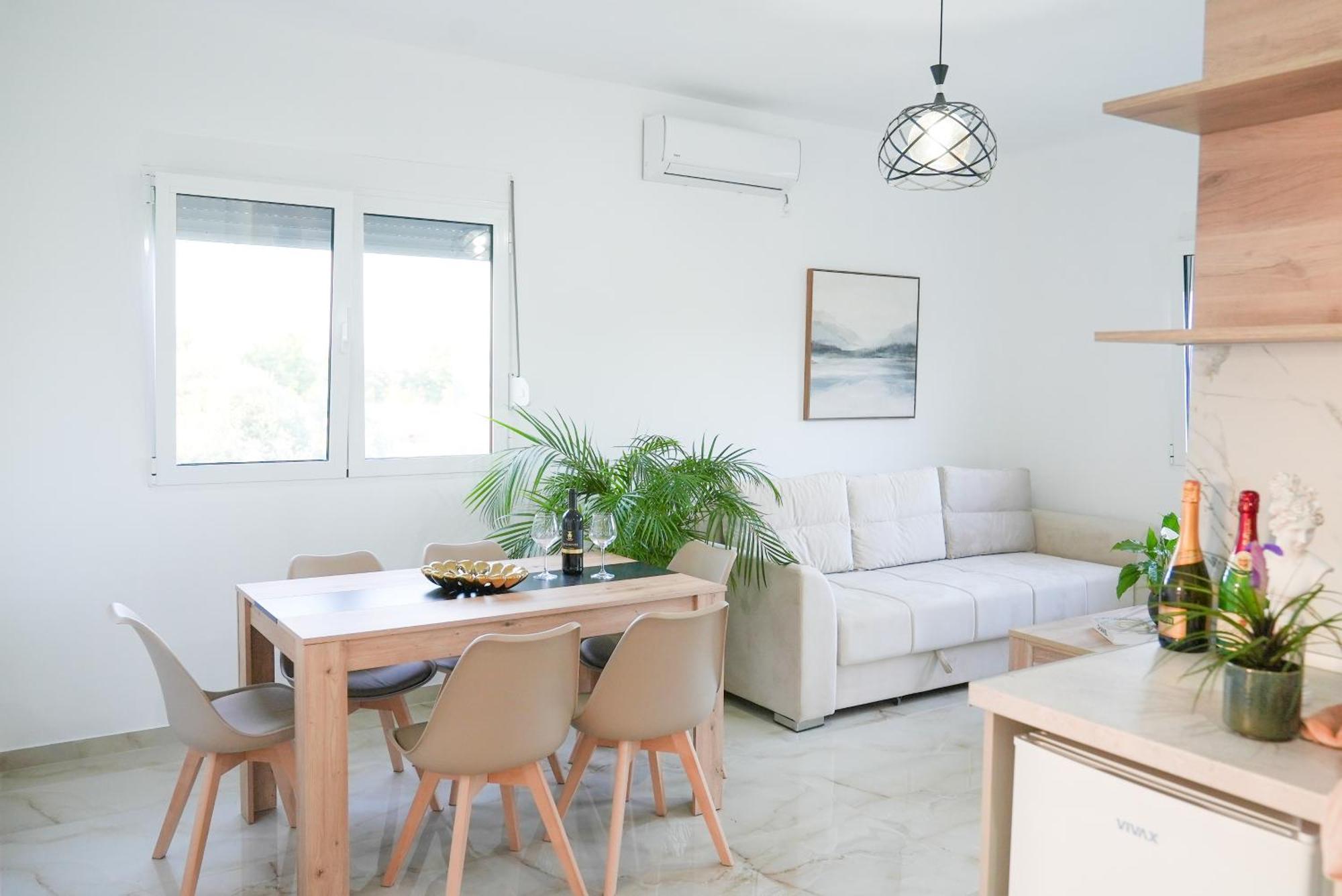 Mar Nero Apartments Bregvija Экстерьер фото