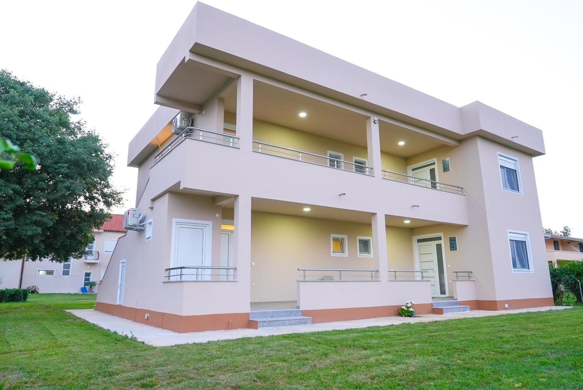 Mar Nero Apartments Bregvija Экстерьер фото