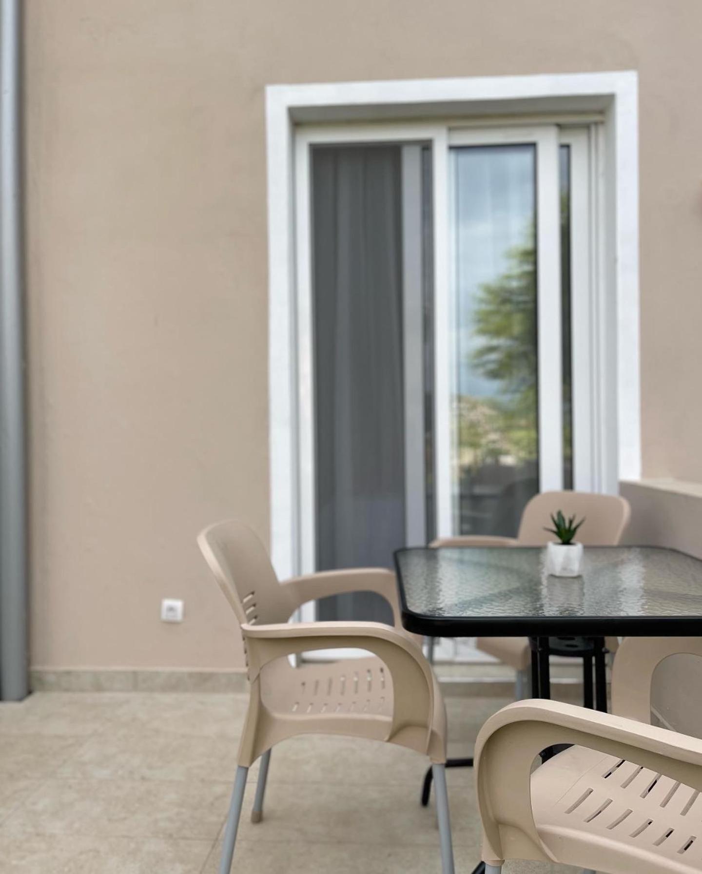 Mar Nero Apartments Bregvija Экстерьер фото